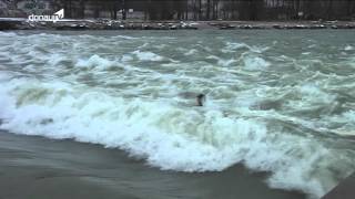 DONAU TV Jugend Ice Surfer auf der Plattlinger Welle [upl. by Aiuqat799]