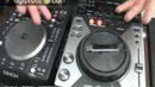 NEW Denon DNS1200 vs Pioneer CDJ400 CDUSBMedia Player [upl. by Acihsay855]