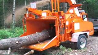 Bandit Model 18XP 1590XP  18quot capacity drum chipper  our most popular [upl. by Ameen]