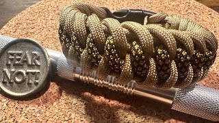 Paracord Dragon’s Teeth Bracelet [upl. by Aidnyl345]