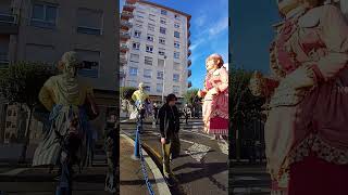 Gigantes de Mairuek Santutxu en el ERRALDOI EGUNA en Portugalete 09112024 [upl. by Kcirddet]