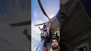 skydiving  Falling in Style youtubeyoutubeshorts skydiving hittvfun fun adventuretrending [upl. by Enortna]