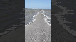 La mer monte sur le passage du Gois vers lîle de Noirmoutier en Vendée le 1er septembre 2019 [upl. by Azitram329]