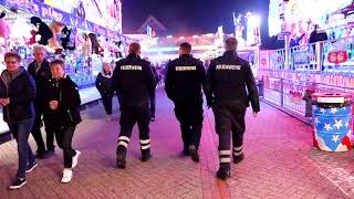 Nachtschicht für Feuerwehr und Sanitäter auf dem Rodenkircher Markt [upl. by Lazarus264]