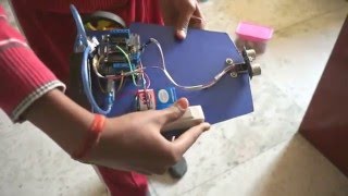 Obstacle Avoiding Robot with Motor Shield [upl. by Steffie23]