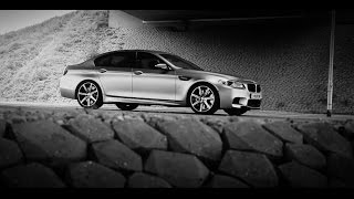 BMW M5 30 Jahre review [upl. by Soiritos718]