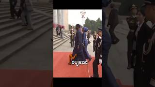 Pékin Arrivée du couple présidentiel au palais de Pékin  Bassirou Diomaye Faye et son épouse [upl. by Akemit]