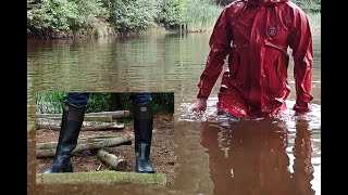 Schwimmen in Reitgummistiefel und Friesennerz  Swimming in rubber riding boots and rainwear [upl. by Ryle35]