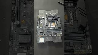 💢 Intel i7 12700 processor installing asus B760 motherboard  shorts youtubeshorts gaming [upl. by Adnawal937]