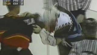 Rick Tocchet vs Jarome Iginla Dec 5 1998 [upl. by Bald538]