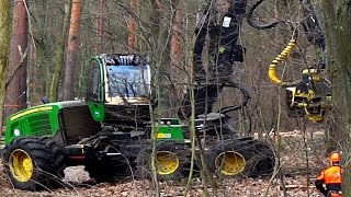 John Deere Harverster im Wald Einsatz [upl. by Ahseinet]