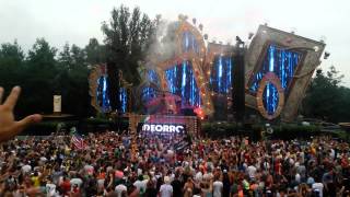 Deorro plays quotFive Hoursquot live  Tomorrowland 2015 [upl. by Lafleur857]