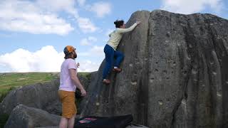 The BEST Outdoor Bouldering for BEGINNERS  Burbage South Boulders  Peak District Bouldering UK [upl. by Macguiness]