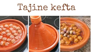 طاجين الكفتة بصلصة الطماطم لذييييييذ جدااا سهل و سريع التحضير  Tajine Kefta  Moroccan Kefta Tagine [upl. by Ydnyc]