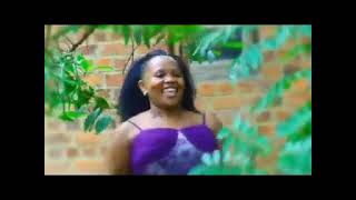 Shuka Omwoyo wawe Florence Musimenta Official Video [upl. by Eppesiug94]