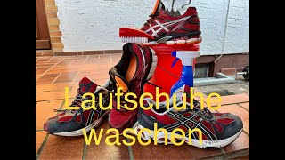 Laufschuhe waschen und reinigen [upl. by Annohsal]