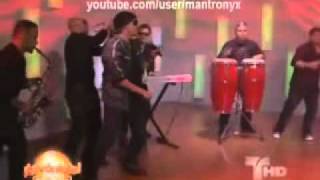 Elvis CrespoLa Novia BellaVideo Live [upl. by Scutt279]