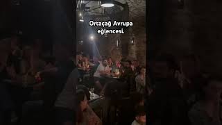 Prag’ın merkezinde ortaçağ’dan kalma bir mekan ve ortaçağ eğlencesi prague travel prag [upl. by Zilevi]