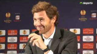 André Villas Boas quotrendidoquot á tradutora [upl. by June]