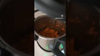 Desmenuzar o deshebrar pollo en Thermomix [upl. by Laughlin977]