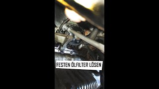 extrem festen Ölfilter lösen shorts [upl. by Schulein]