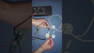 Shorts  Tester per diodi LED  Primo Prototipo [upl. by Aneehta]