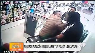 Policía frustra el robo de un local de celulares en Bogotá [upl. by Largent]