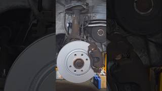 Citroen Xsara Picasso 20HDI Change front brakes diy mechanic citroen picasso maintenance [upl. by Atenek955]