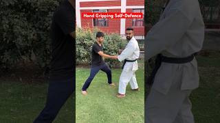 Hand Gripping SelfDefence shorts youtubeshorts selfdefence [upl. by Eugeniusz561]