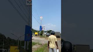 നാട്ടിലെ എല്ലാ petrol പമ്പിൽ നിന്നും 1 ലിറ്റർ petrol വാങ്ങി എല്ലാം ഒരേ അളവ് ആണോ നോക്കാം❤️💯 shorts [upl. by Preston]