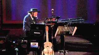 Vinicio Capossela  Ovunque proteggi  Musicultura 2015 [upl. by Gurney]