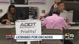 Why Arizona driver licenses dont expire for decades [upl. by Aiak]