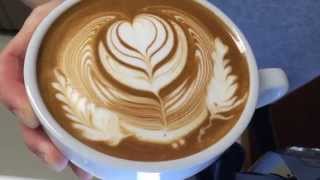 IKECCIS Latte Art quotwing tulipquot ラテアート [upl. by Ewart]