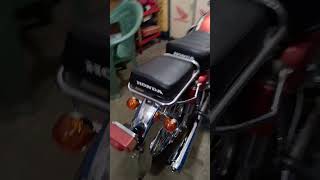 Honda CD 200 roadmaster yah bike restore ki hai 🆗🥰💯 Sajid bhatti Lahore se 💯 033140503053 [upl. by Eeliah571]