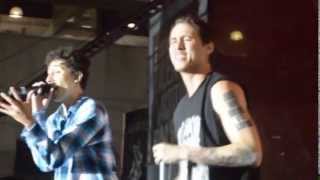 Canserbero feat McKlopedia  Festival Nuevas Bandas 2013 [upl. by Chaffin]