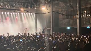 Beatsteaks  I dont care as long as You sing LKA Longhorn Stuttgart 180924 HD  Please Tour [upl. by Lilah]