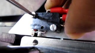 16 How to adjust or change the left contactor on a stringing machine [upl. by Lucretia761]