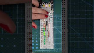 Rejestr przesuwny CD4094 elektronika cmos STEAM shiftregister [upl. by Nella]