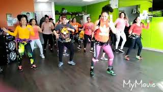 ZUMBA CON CHIO la sabrosura TE LAVASTE LA CARA Y EL MONO NO 😂😂😂 [upl. by Anerb]