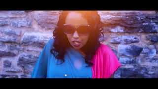 Heestii Dheef 2012  Hodan Abdirahman amp Nuur Cade Official Video [upl. by Eri]