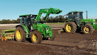 Triticale säen 🌱  John Deere 5100M und John Deere 2140 [upl. by Htiekel136]