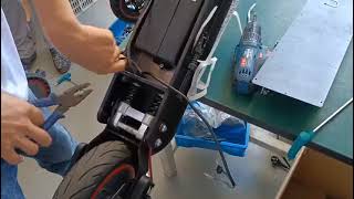 How to replace Gyrocopters Pro Max back tire [upl. by Tai]