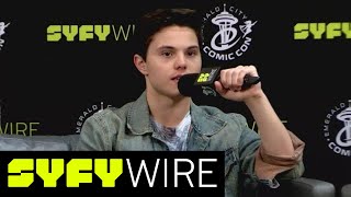 Steven Universes Zach Callison On His Start As An Actor Emerald City Comic Con  SYFY WIRE [upl. by Arvell]