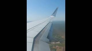 Gear down and flaps sound  Ryanair  Boeing 737800  BDSVRN  9HQCI shorts ryanair [upl. by Ysus424]