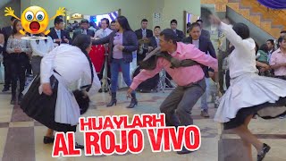 ▶ Hermosa parejita Bailando Huaylarsh Antiguo Purito Huancayo [upl. by Nillor]