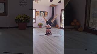 Power yoga headstand pose yogaroutine [upl. by Bertsche]