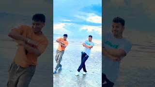 Tu aage aage chal tere piche piche aau me 🕺 beachvibes outdoors bollywoodsongs dancevideo [upl. by Sallyanne841]