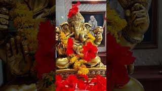 Shree Ganeshaya Dheemahi  Ganadyakshaya Dheemahi [upl. by Glaab]