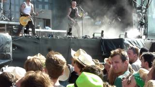 Broilers  Ist da jemand live Southside Festival am 22062014 [upl. by Aneles]