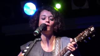 Carmen Consoli  A finestra  Live  Alpheus Roma 290111 HD [upl. by Modern]